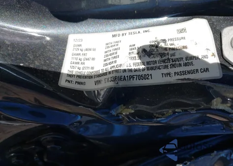 2023 Tesla Model 3 Rear-Wheel Drive z USA, uszkodzony, nr VIN 5YJ3E1EA1PF705021